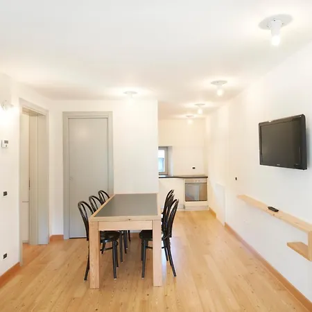 Carnia Zoncolan : Two-bedroom Pasca Apartment Povolaro